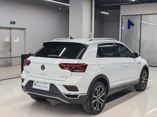 Volkswagen T-Roc — Фото автомобиля 6