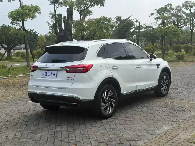 Hongqi HS5 — Фото автомобиля 13