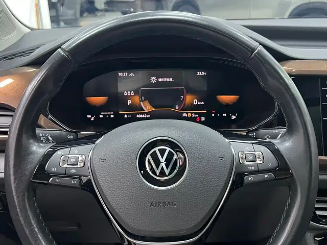Volkswagen Tharu — Фото автомобиля 11