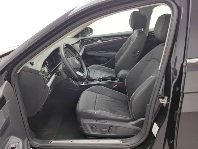 Volkswagen Passat — Фото автомобиля 10