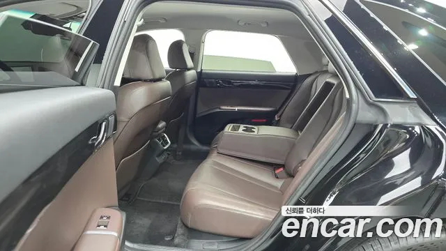 Hyundai Grandeur GN7 — Фото автомобиля 17
