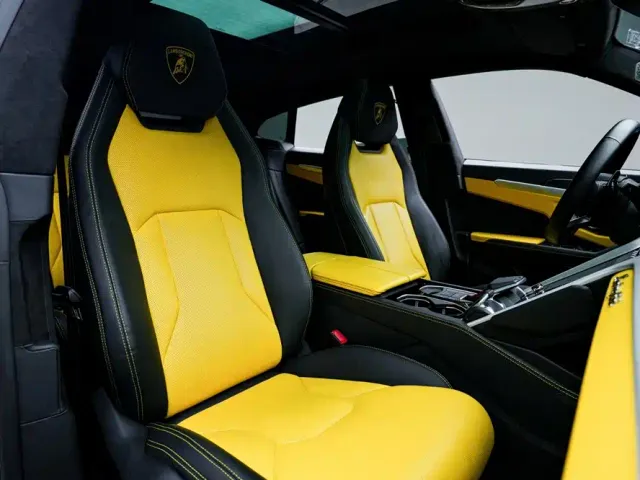 Lamborghini Urus — Фото автомобиля 13