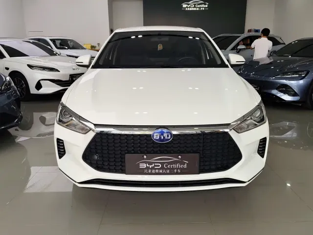 BYD e3 — Фото автомобиля 2