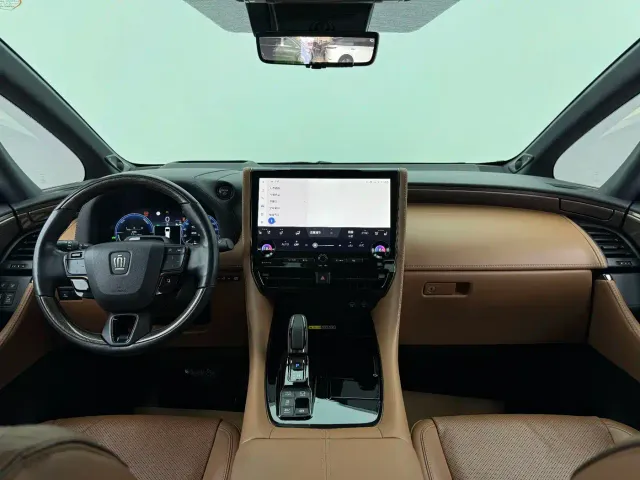 Toyota Vellfire — Фото автомобиля 6