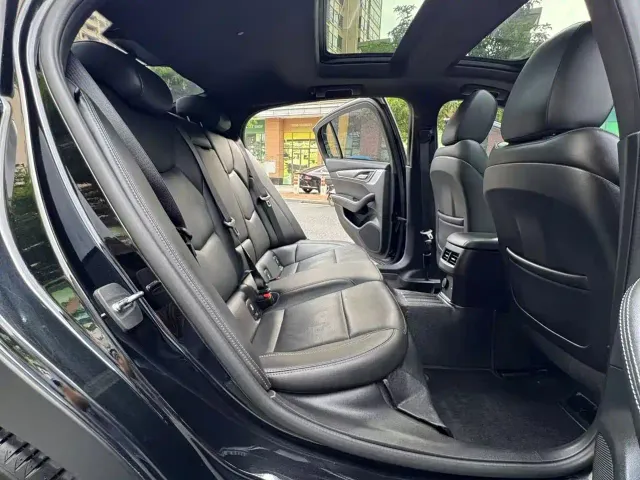 Cadillac CT5 — Фото автомобиля 17