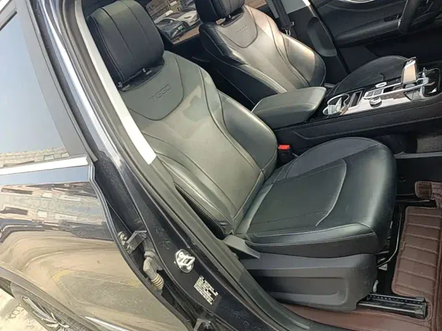 Chery Tiggo 8 PLUS — Фото автомобиля 24