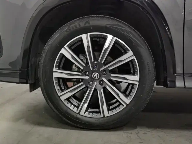 Changan CS75 Plus — Фото автомобиля 17