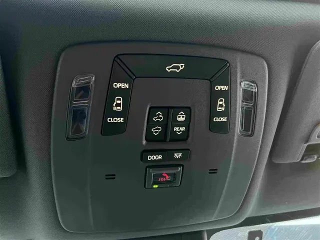 Toyota Granvia — Фото автомобиля 20