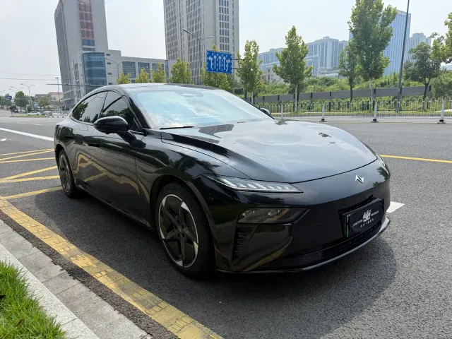 Dongfeng eπ 007 — Фото автомобиля 3