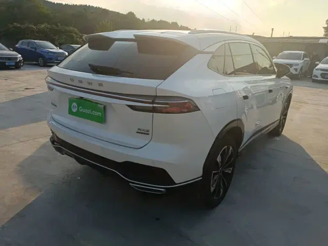 Roewe RX5 — Фото автомобиля 6