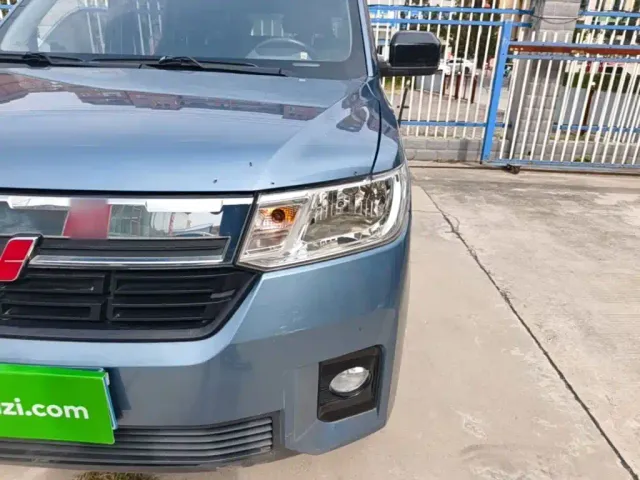 Wuling Zhengcheng — Фото автомобиля 23