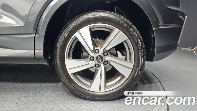 Audi Q2 35 TDI Premium — Фото автомобиля 21