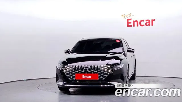 Hyundai Grandeur Grandeur (New) — Фото автомобиля 3