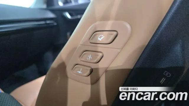 Kia EV6 — Фото автомобиля 29