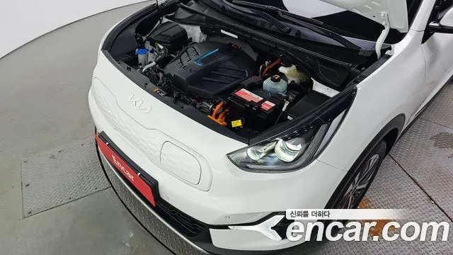 Kia Niro Niro Plus Earth — Фото автомобиля 3
