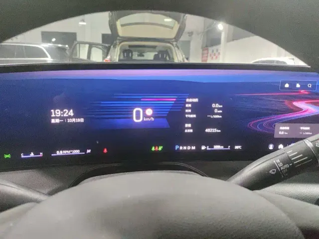 Cadillac CT5 — Фото автомобиля 4
