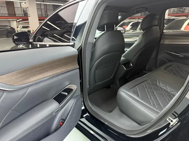 Changan Qiyuan A07 — Фото автомобиля 14