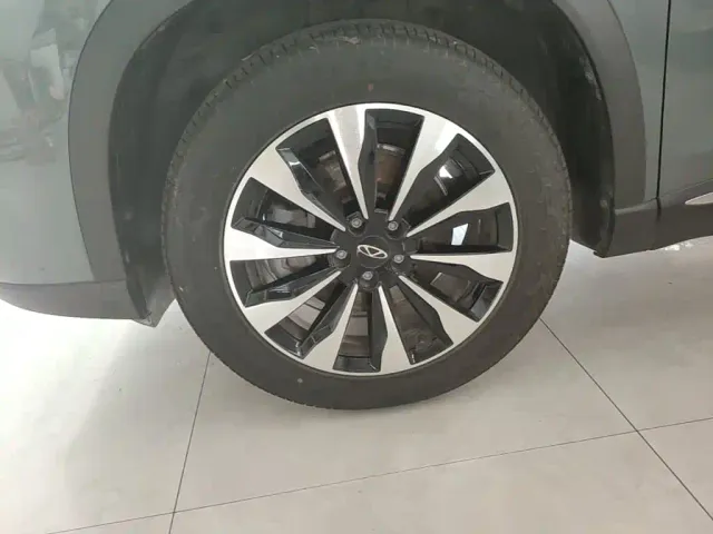 Chery Tiggo 8 PLUS — Фото автомобиля 22
