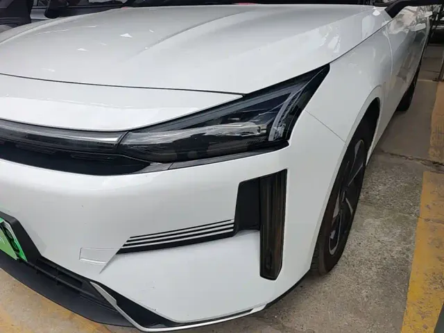 Geely Galaxy L6 — Фото автомобиля 23