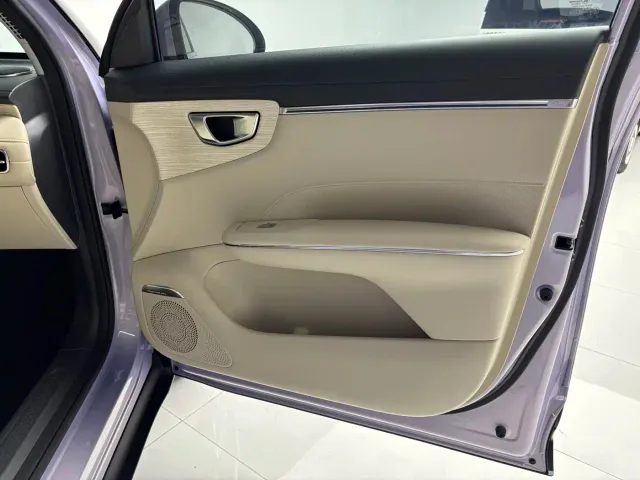 Wuling Bingo S — Фото автомобиля 6