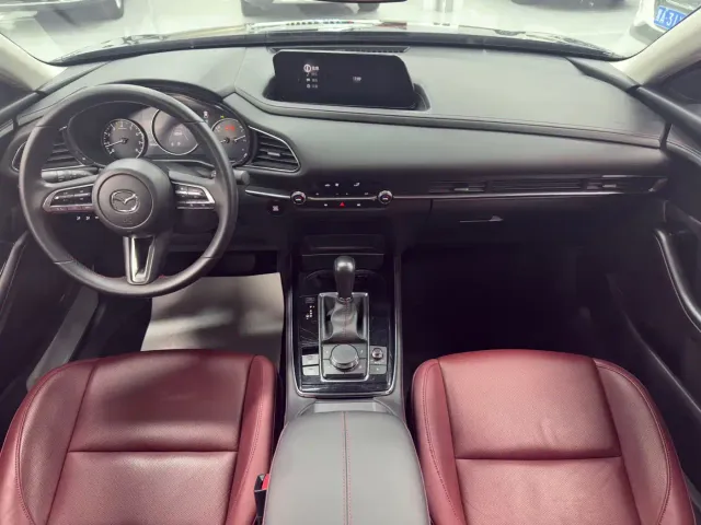 Mazda CX-30 — Фото автомобиля 12