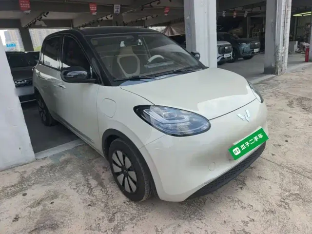 Wuling Bingo — Фото автомобиля 3