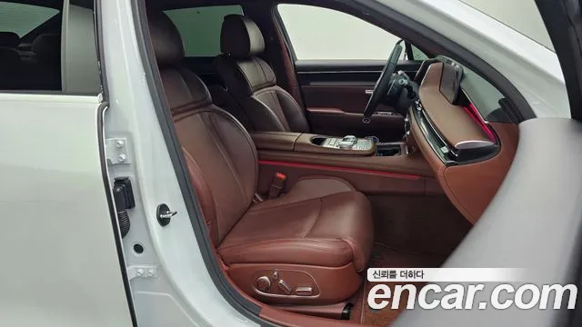Genesis G90 RS4 — Фото автомобиля 16