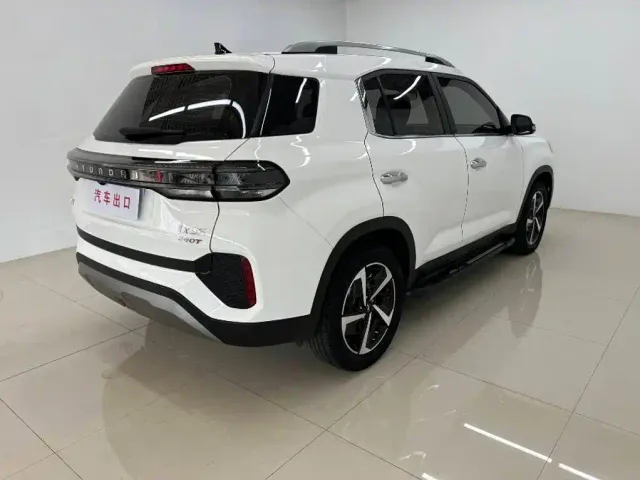 Hyundai ix35 — Фото автомобиля 4