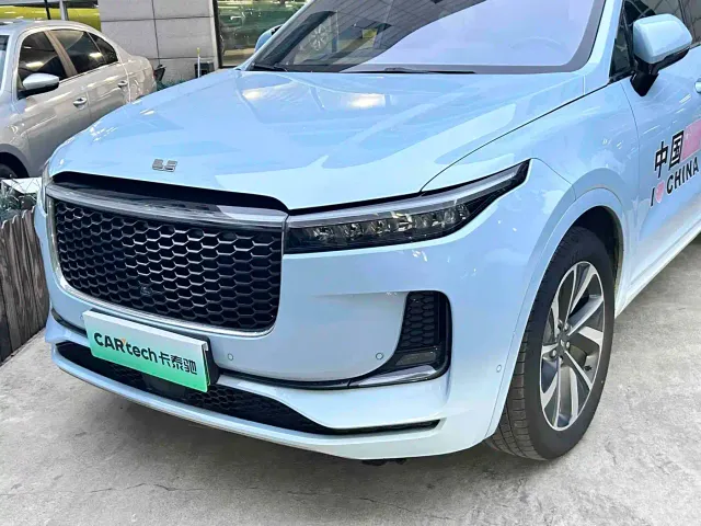 Li Auto ONE — Фото автомобиля 3