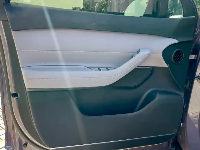 Nio EC6 — Фото автомобиля 16