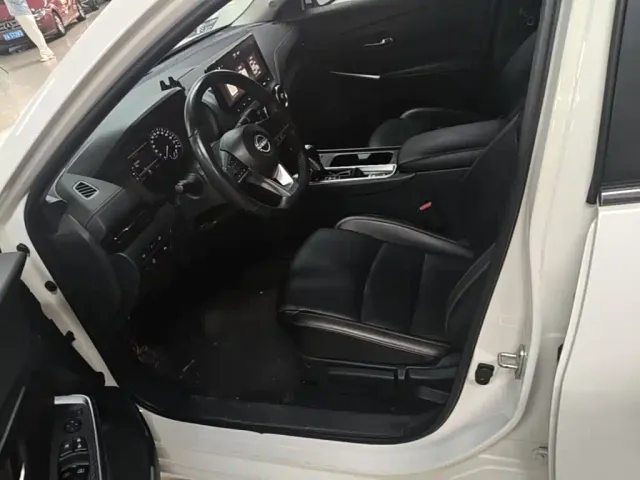 Nissan Sylphy — Фото автомобиля 14