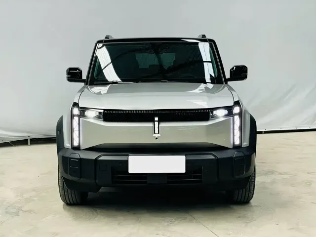 iCAR 03 — Фото автомобиля 3