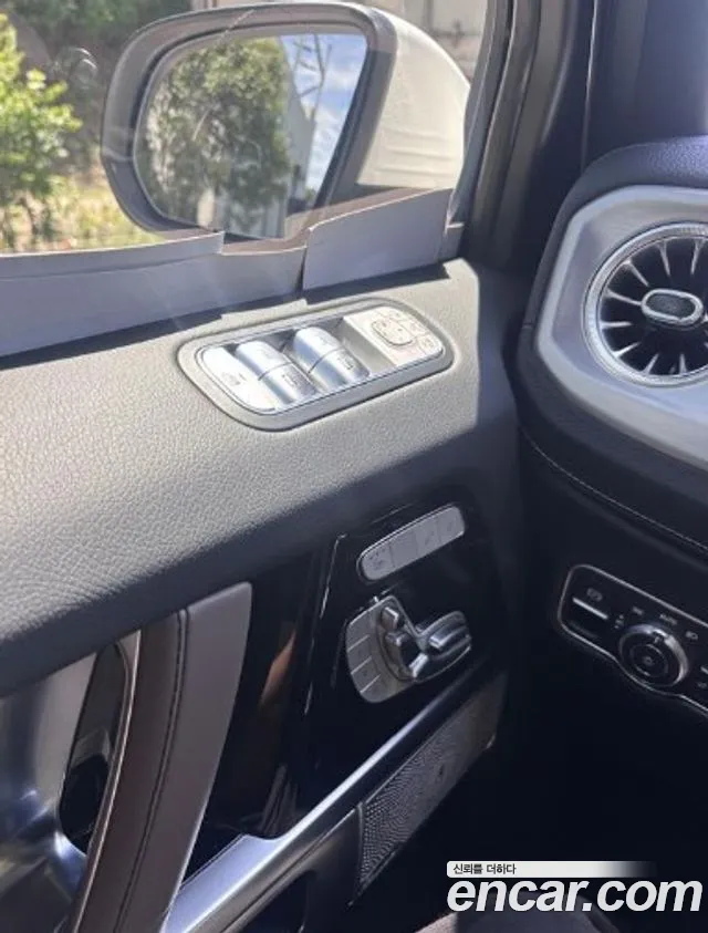 Mercedes-Benz G-Class — Фото автомобиля 10