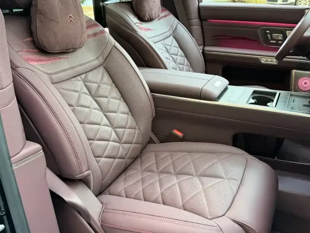NIO NIO ES9 2026 Base Model — Фото автомобиля 24