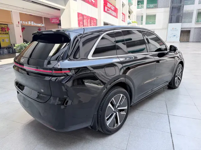 Li Auto L6 — Фото автомобиля 5