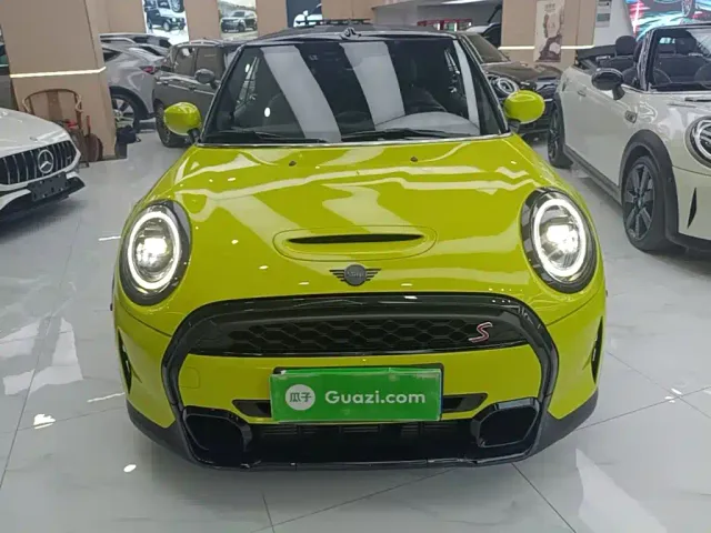 MINI Hatch — Фото автомобиля 2
