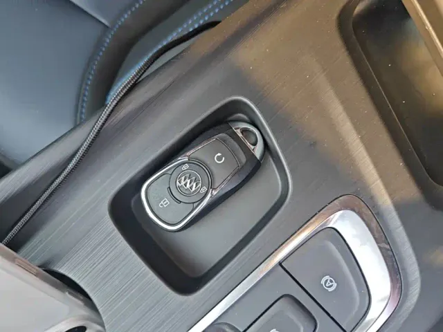 Buick Velite 6 — Фото автомобиля 8