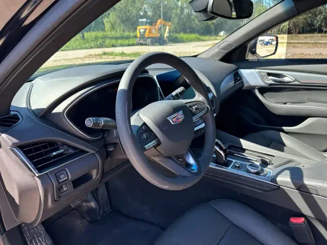 Cadillac CT5 — Фото автомобиля 14