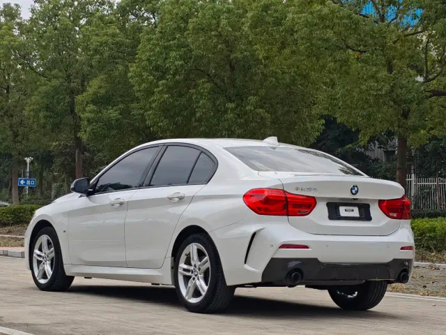 BMW 1 Series — Фото автомобиля 7