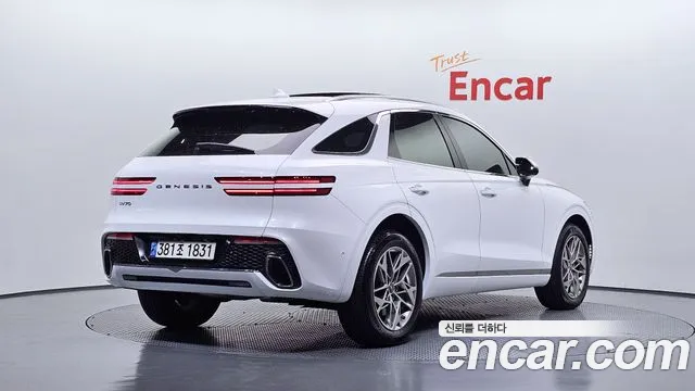 Genesis GV70 — Фото автомобиля 2