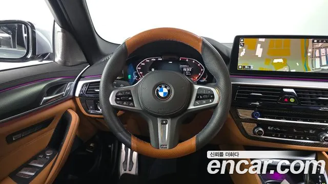 BMW 5 Series G30 — Фото автомобиля 19