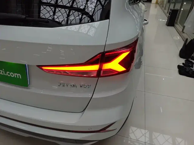 Jetta VS7 — Фото автомобиля 7