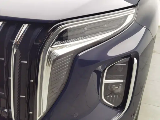 Hongqi Hongqi HS7 2023 2.0T Automatic 4WD Flag Leader Edition (6-seater) — Фото автомобиля 7