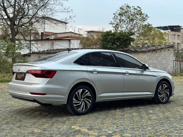 Volkswagen Sagitar — Фото автомобиля 4