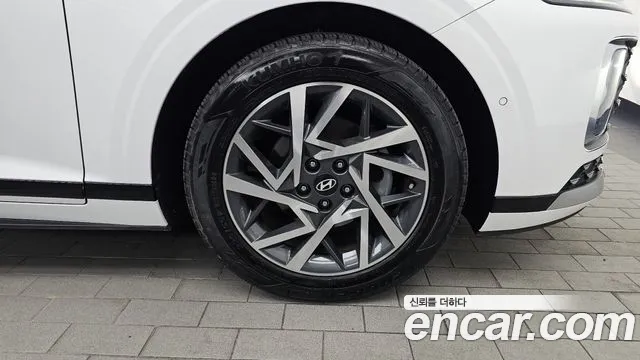 Hyundai Grandeur GN7 — Фото автомобиля 6