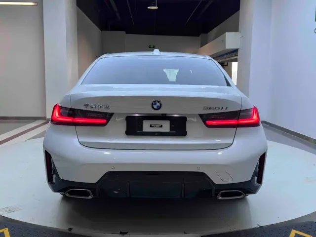 BMW 3 Series — Фото автомобиля 6