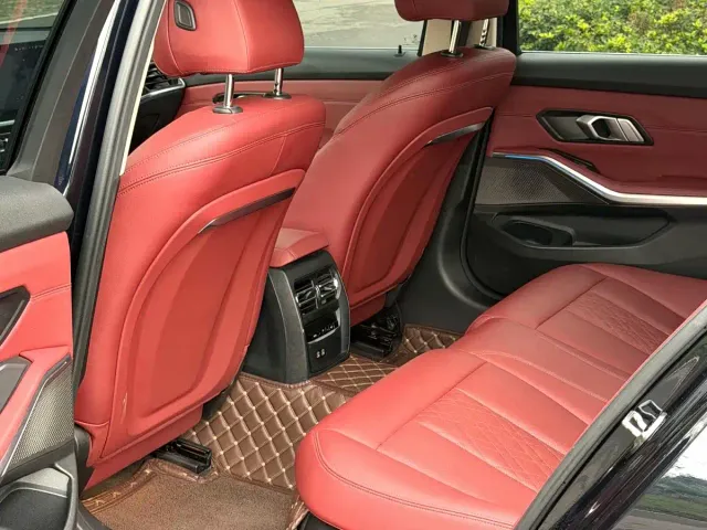 BMW 3 Series — Фото автомобиля 6