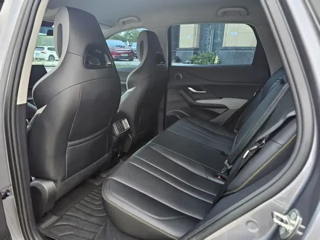BYD Seal 05 DM-i — Фото автомобиля 6