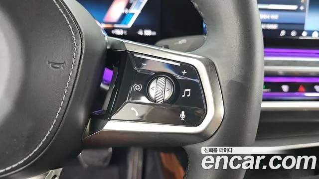 BMW i7 G70 — Фото автомобиля 27