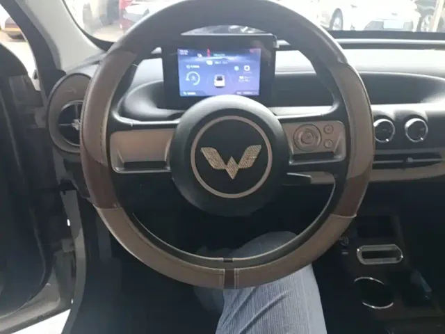 Wuling Bingo — Фото автомобиля 10